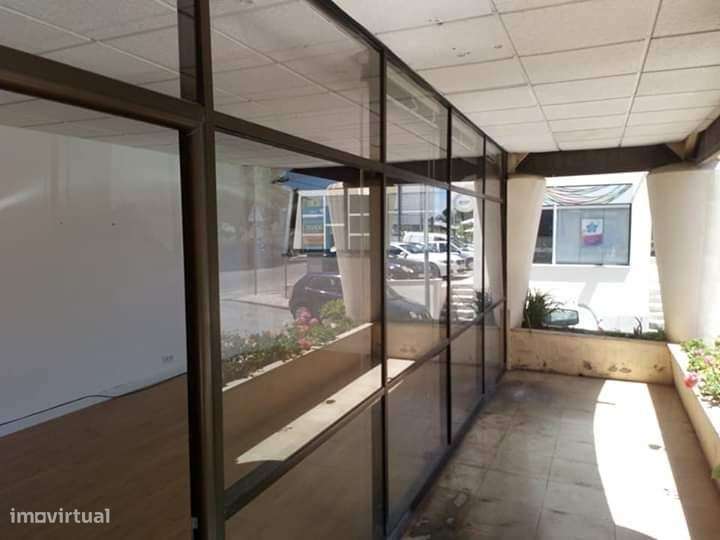 LOJA COM ÁREA DE 25 M2 ROTUNDA SUL EM FÁTIMA - Grande imagem: 3/3