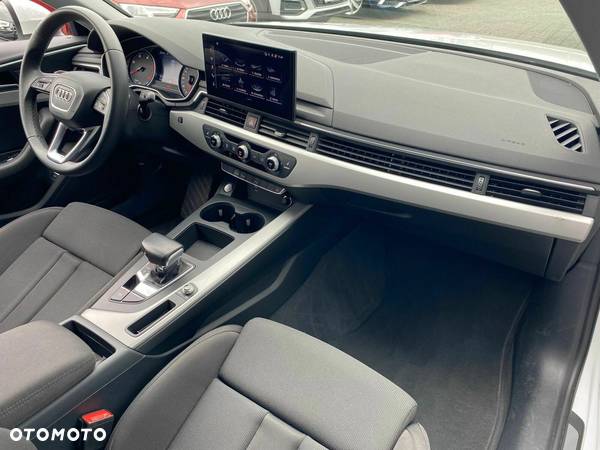 Audi A4 30 TDI mHEV Advanced S tronic - 17