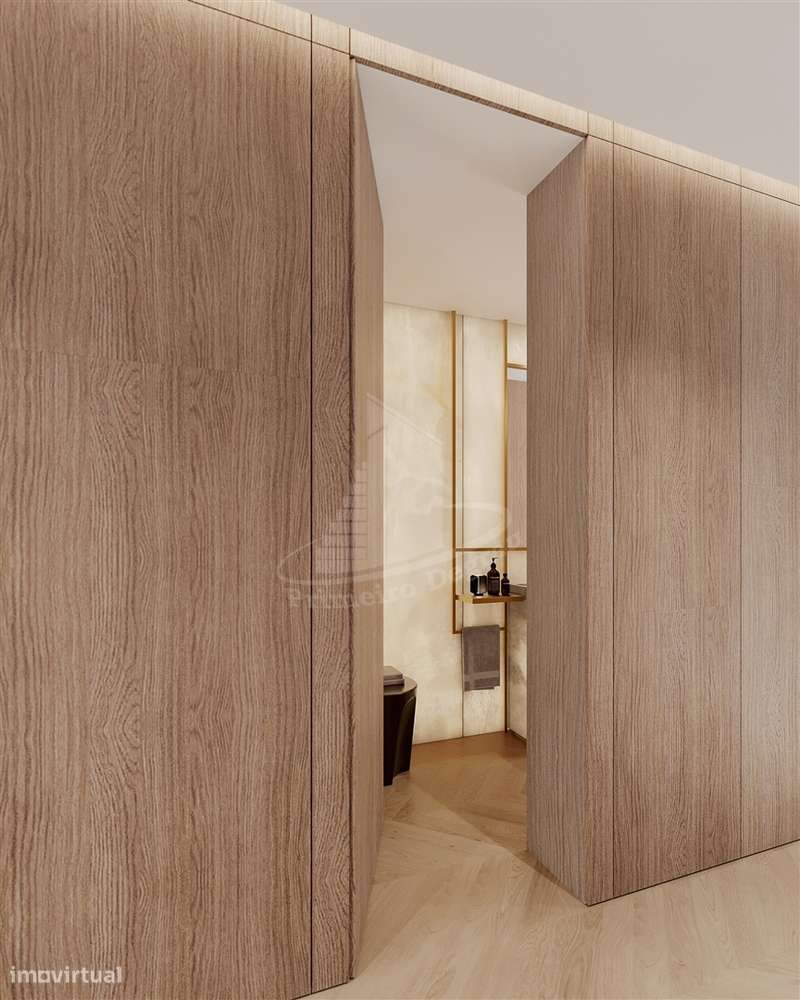 Luxo e Conforto: T4 no Último Piso em Braga-41