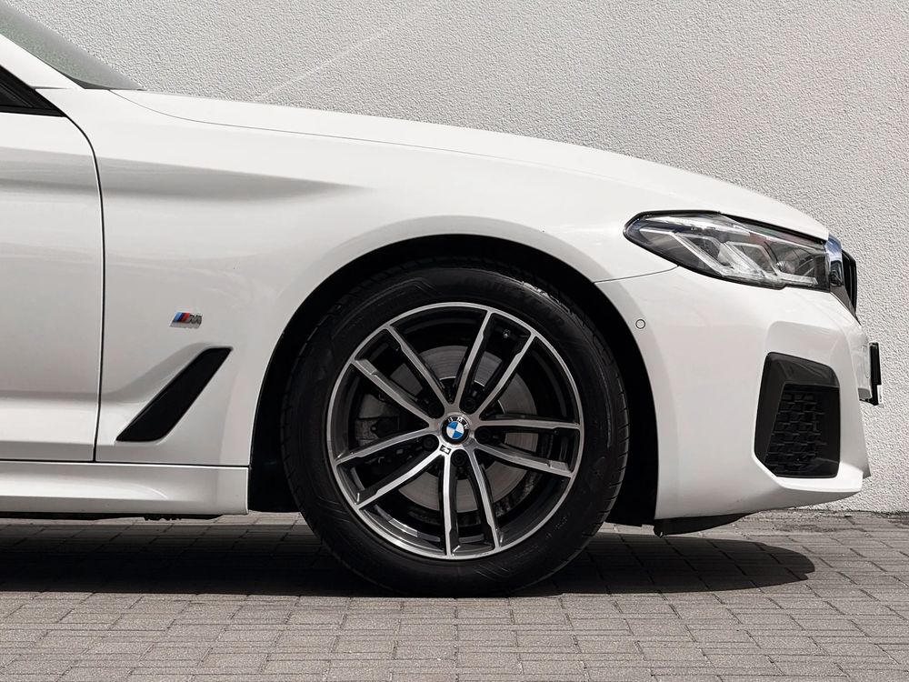 BMW Seria-5 520D XDRIVE M Sport Sport 2.0 Diesel 190 KM — zdjęcie 4