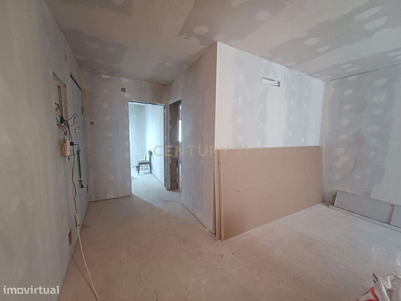 Apartamento T2 com terraço - Amadora - Grande imagem: 2/10