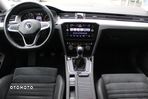 Volkswagen Passat 1.5 TSI EVO Elegance - 8