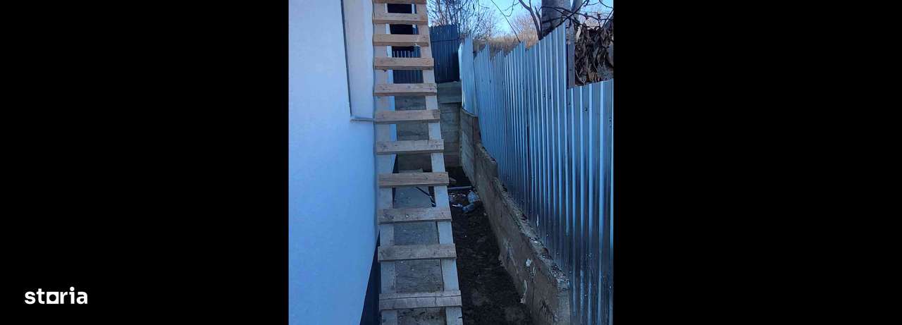 Casă modernă Margineni-9