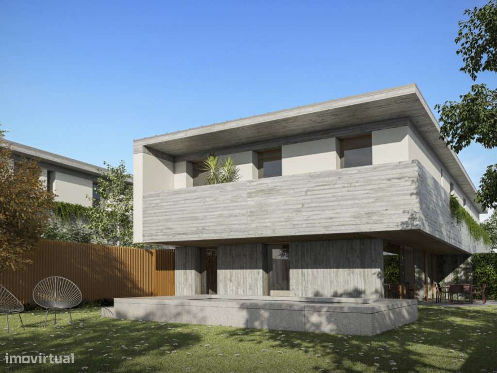 Moradia T3+1 em condomínio privado junto ao Parque da Cidade, Porto-1