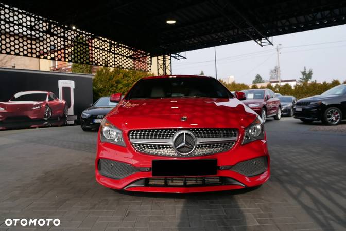 Mercedes-Benz CLA 250 7G-DCT AMG Line - 10