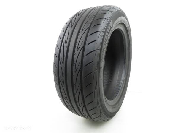 205/55R15 OPONA LETNIA Yokohama Advan Fleva V701 88V - 1