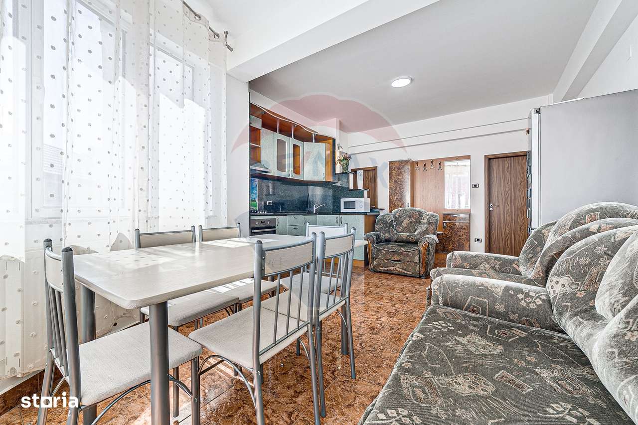 Apartament cu 3 camere de închiriat în zona Boul Rosu - Imagine principală: 4/14