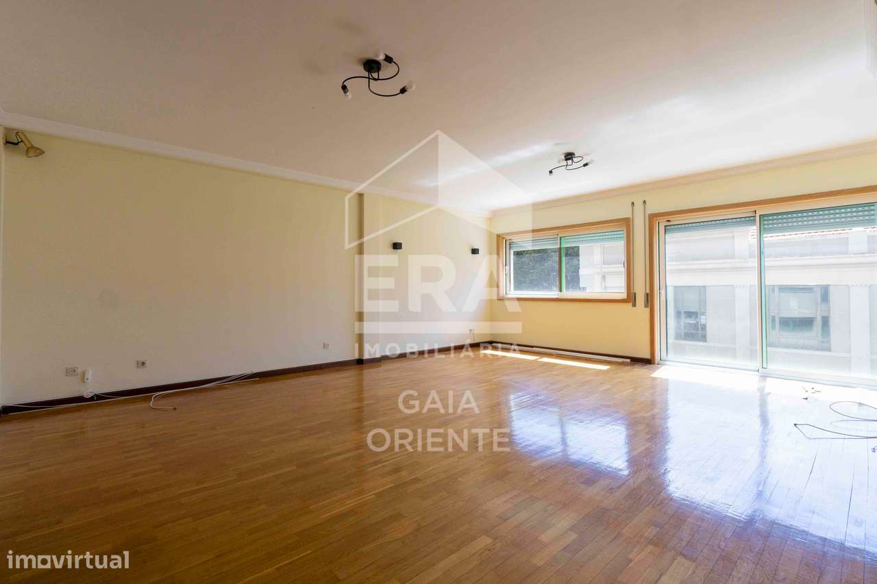 T3 com Garagem junto à Praia de Matosinhos-9