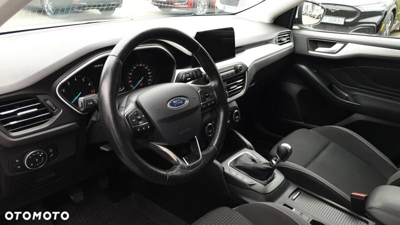 Ford Focus 1.0 EcoBoost Trend Edition - 11