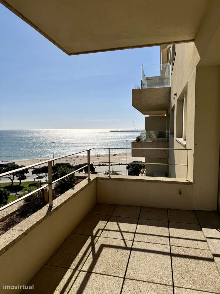 Magnífico Apartamento T2 com Varanda e Vista Mar Inalterável - Grande imagem: 5/28
