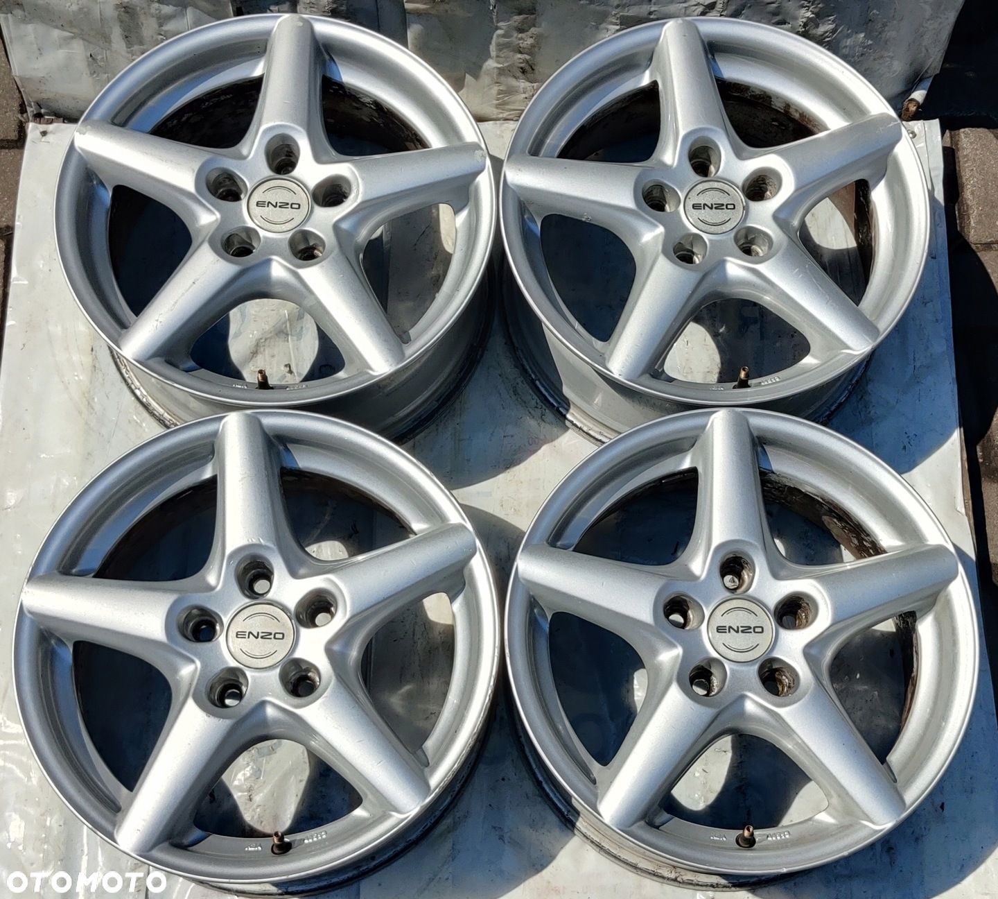 Felgi Hyundai Kia 5x114,3 7J 16" ET38 698 - 1