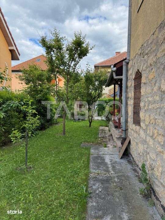 De vanzare casa individuala cu garaj in cartierul Andrei Muresanu - Imagine principală: 5/19