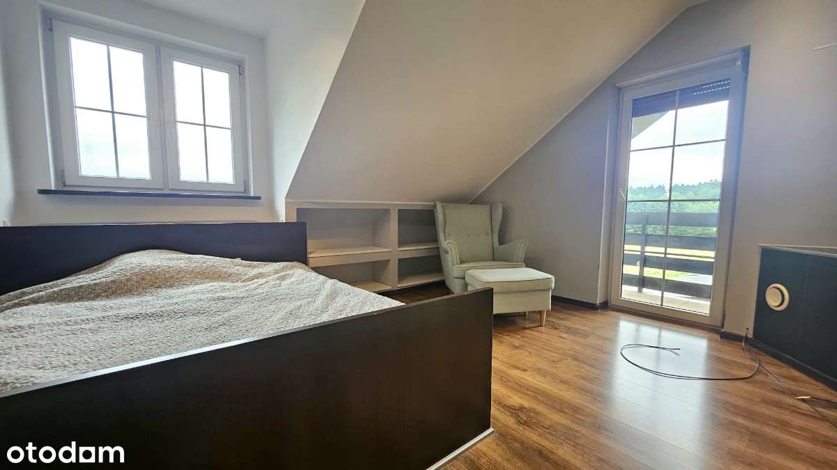 Otoczony naturą  rodzinny dom z możliwością inwestycyjną-16