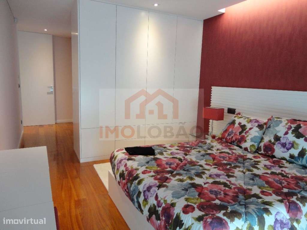 MOR C/ PISCINA - LOBÃO-15