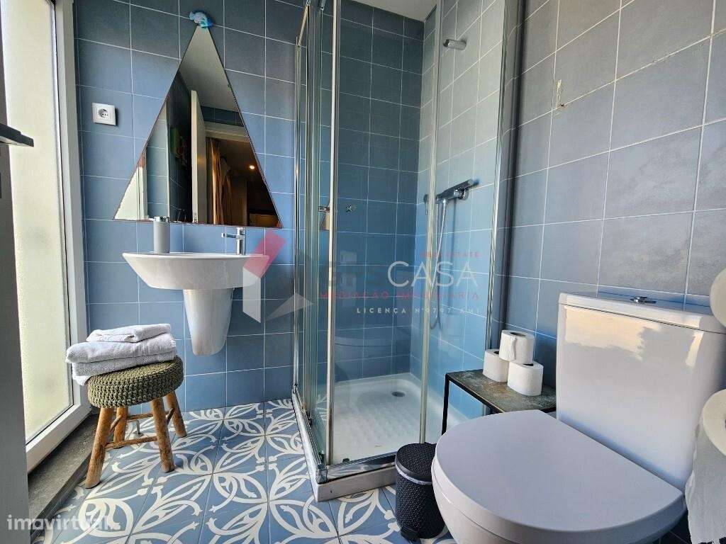 Hostel à Venda no Centro da Praia da Vitória!-29