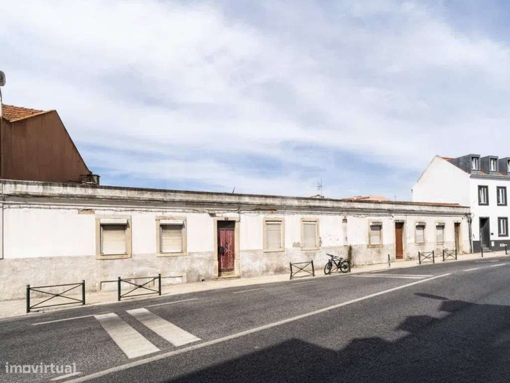 Edifício residencial - 7 apartamentos | Campo de Ourique, Lisboa-0