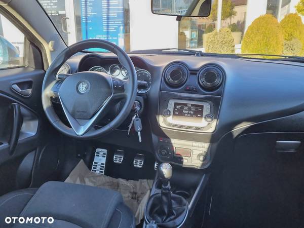 Alfa Romeo Mito 1.4 8V Super - 9