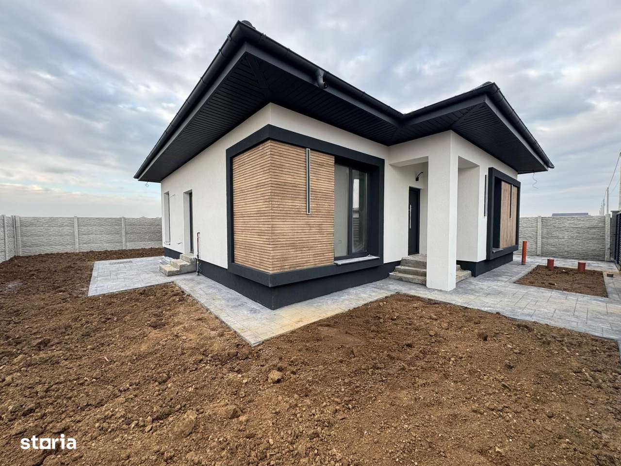 Casa individuala - 4 camere 2 bai - 375 mp teren - 5 minute STV-0