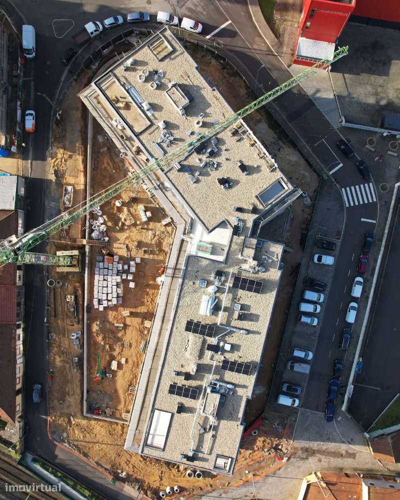 T1 c/ Varanda, próximo da Futura linha do Metro em Santa Marinha - Grande imagem: 4/14