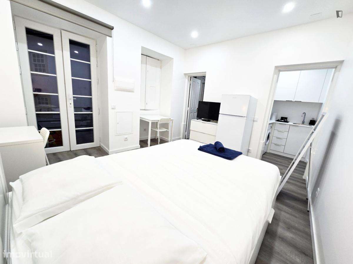 Estúdio - localizado em Alta Universitária Coimbra - Grande imagem: 4/7