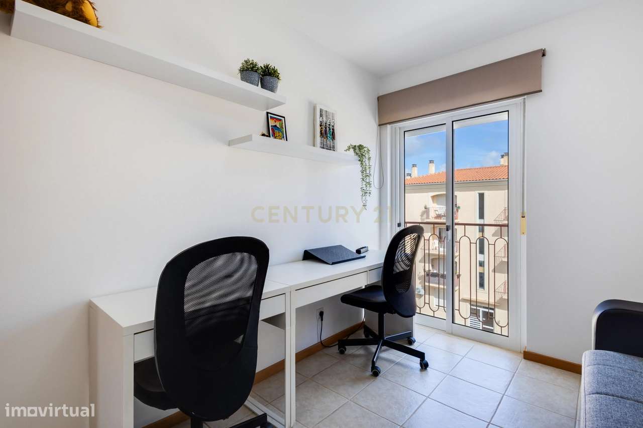 Apartamento T4 em Portimão-13