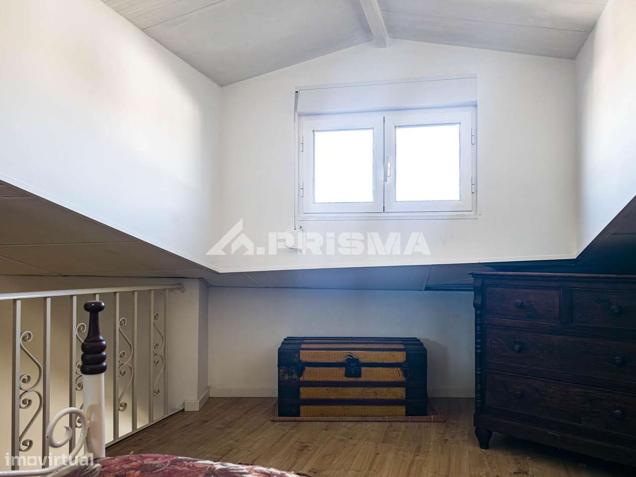 Moradia em banda para venda em Alcains-21