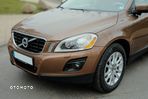 Volvo XC 60 - 4