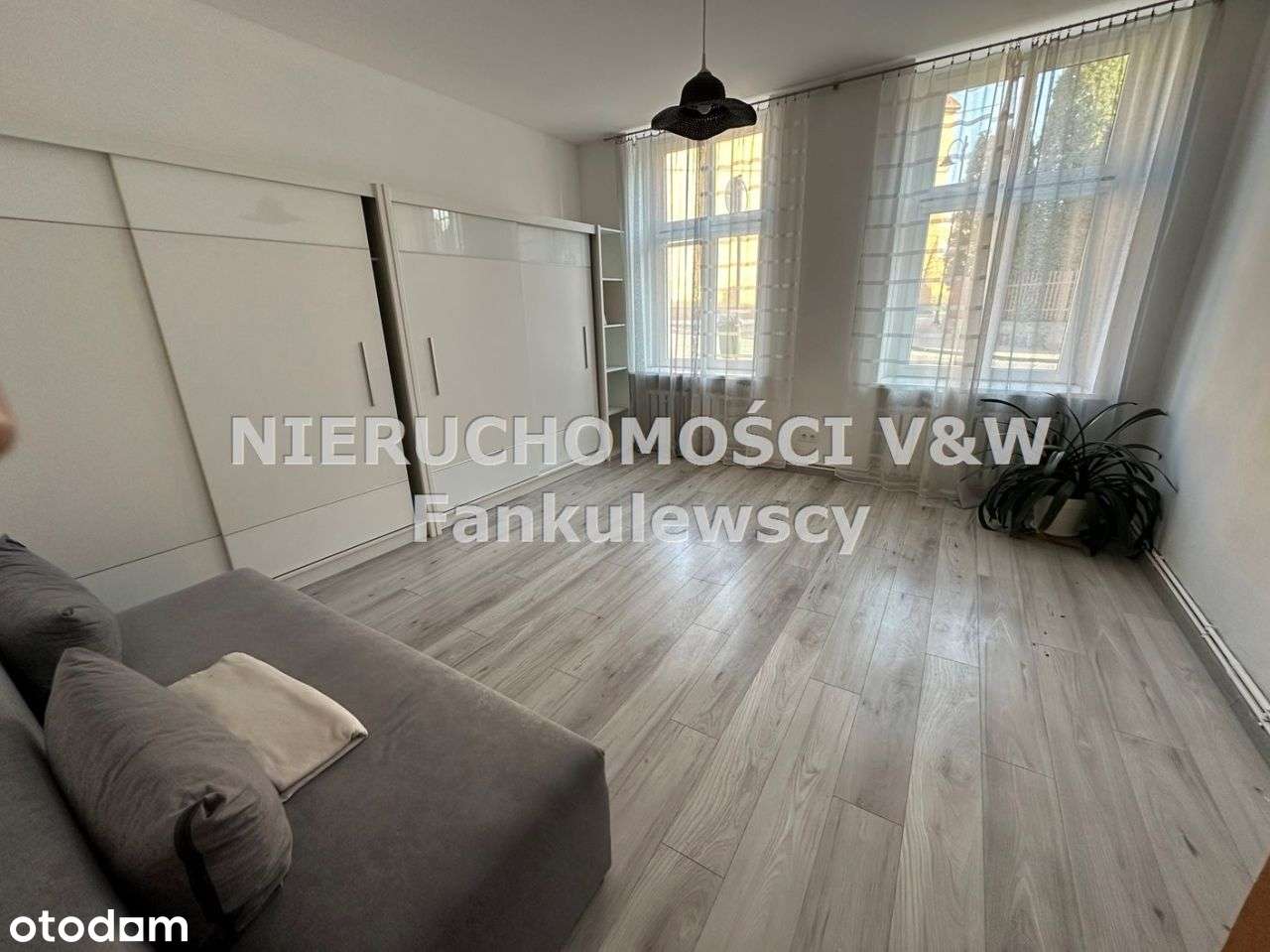 wyjatkowe mieszkanie z werandą w centrum Cieplic - Pełny obrazek: 3/19