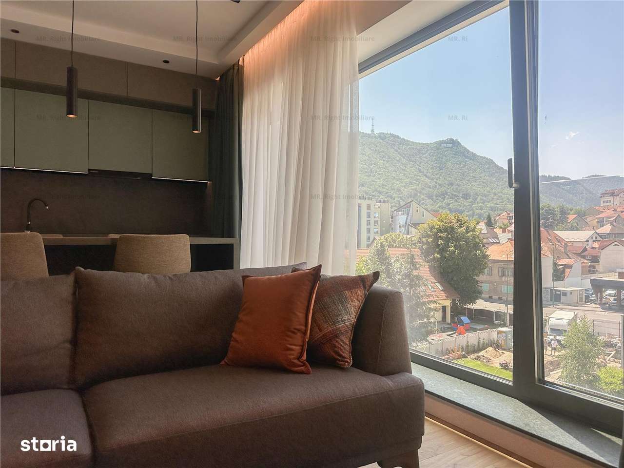 Studio | Gama Premium LUX | Utilitati incluse | Central - Imagine principală: 2/8