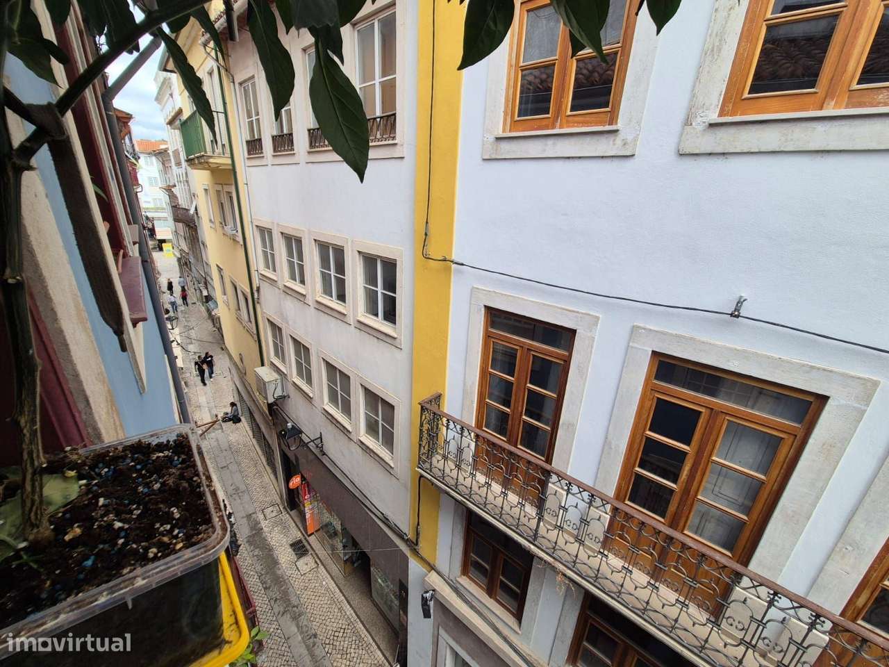 Predio Habitacional Recuperado Para Venda Coimbra Se Nova San