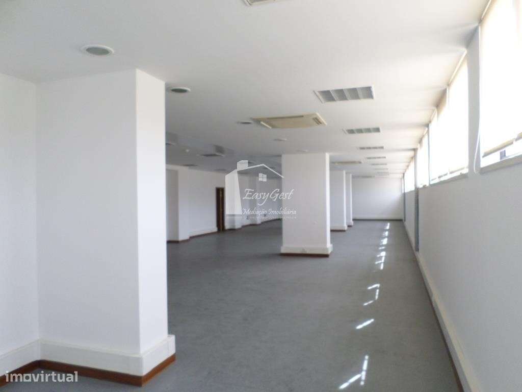 Loja/Escritório nas Torres do Restelo - Lisboa - Grande imagem: 5/7