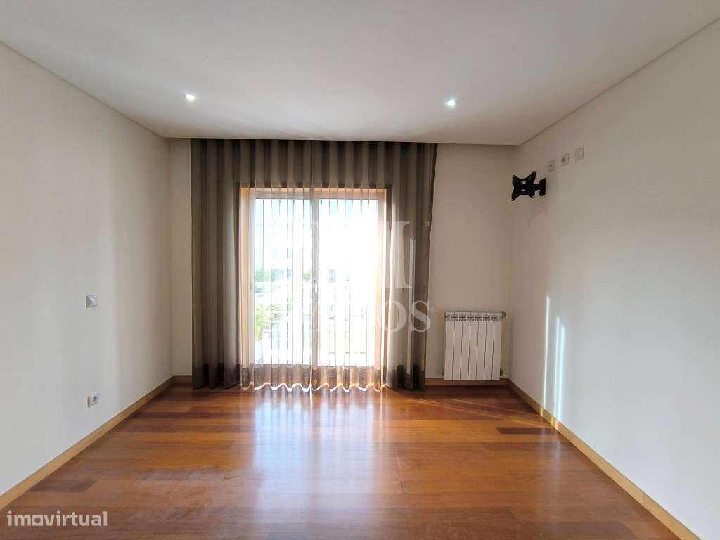 Apartamento T3 em condomínio fechado - Meadela-12