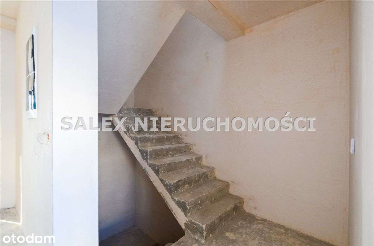 Apartament z możliwością podziału na 2 mieszkania-11