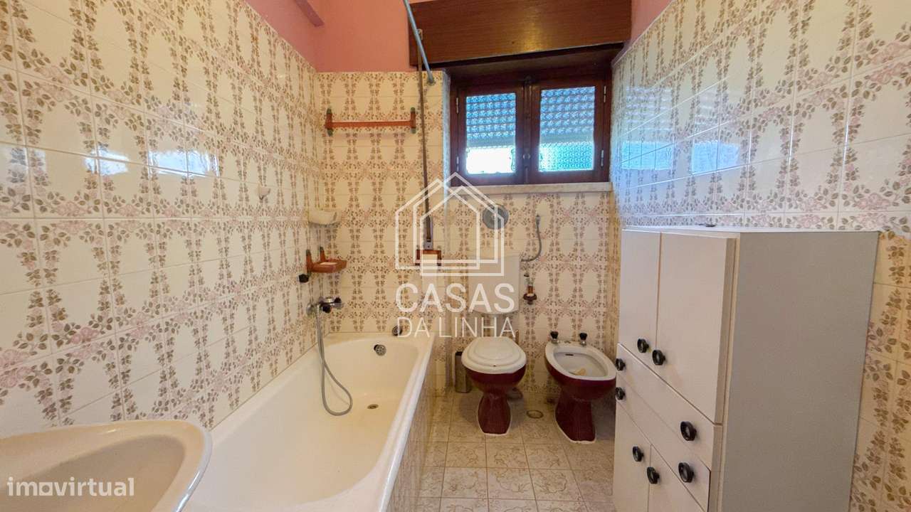 Moradia Independente T5 em Vila Fria - Porto Salvo-15