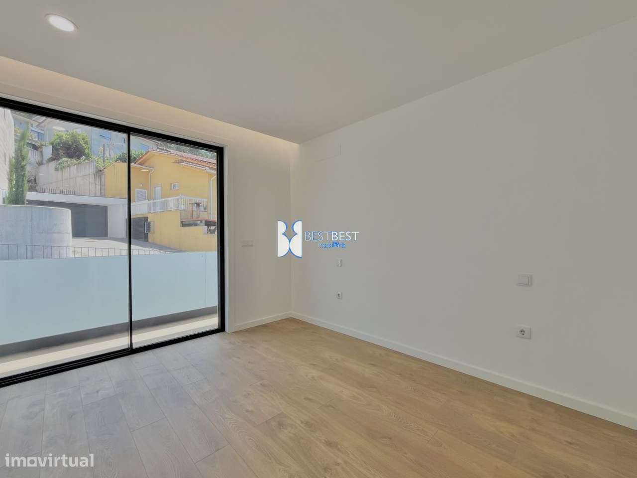 T3 NOVO , GRANDE VARANDA, DESIGN MODERNO, EQUIPADO, AIRO, BARCELOS-18