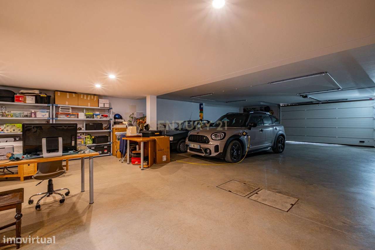 Villa de Luxo com 5 quartos e Vista Mar Panorâmica-36