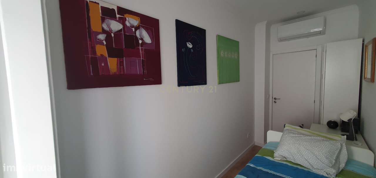 Prédio no Bairro Alto Remodelado com 3 Apartamentos e Loja, um Sonho p-42