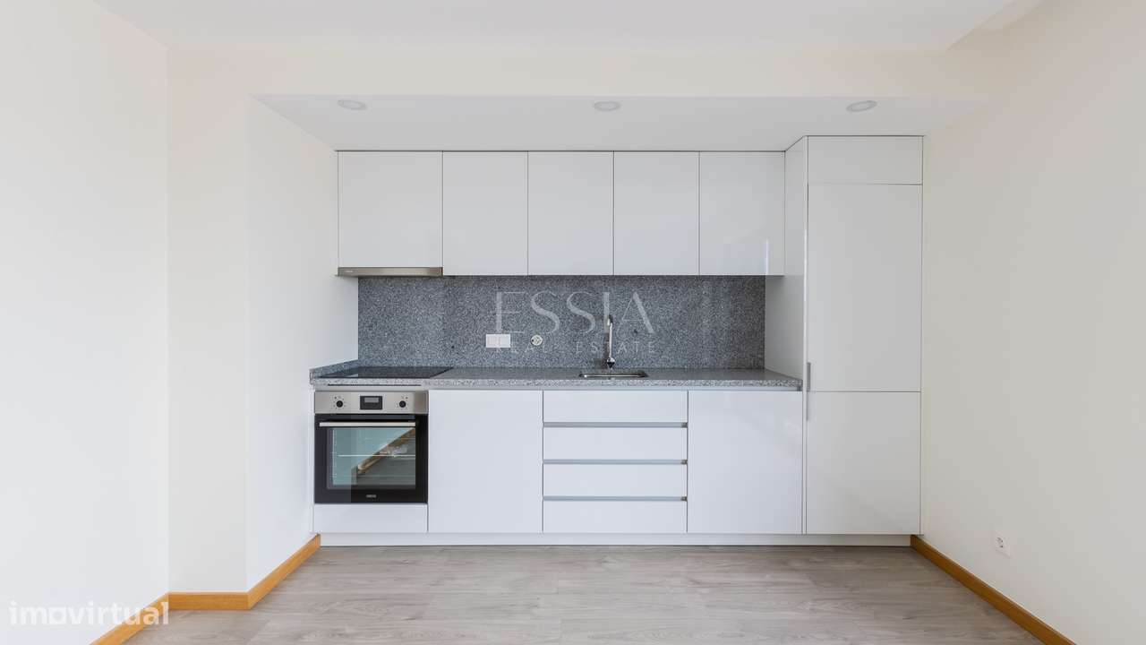 Apartamento T1 com Vaaranda e Garagem | Estação de Campanhã - Grande imagem: 4/60