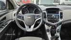 Chevrolet Cruze - 12