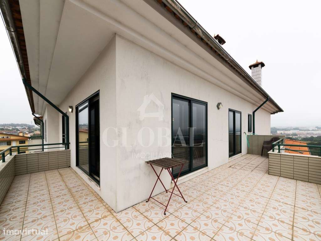 APARTAMENTO T3+1 CUCUJÃES-29