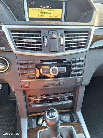 Mercedes-Benz E 200 CGI BlueEfficiency - 12