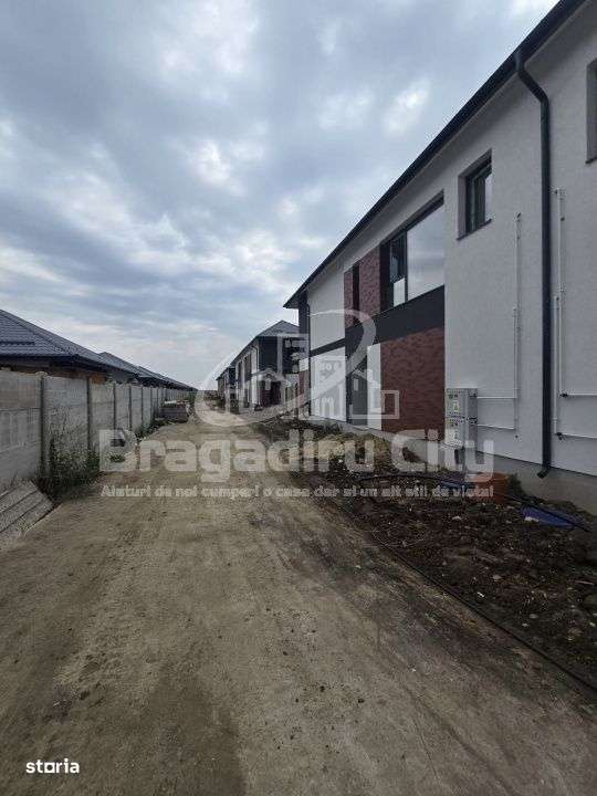 Ap 2 cam parter cu gradina zona Crisul Repede - Imagine principală: 3/10