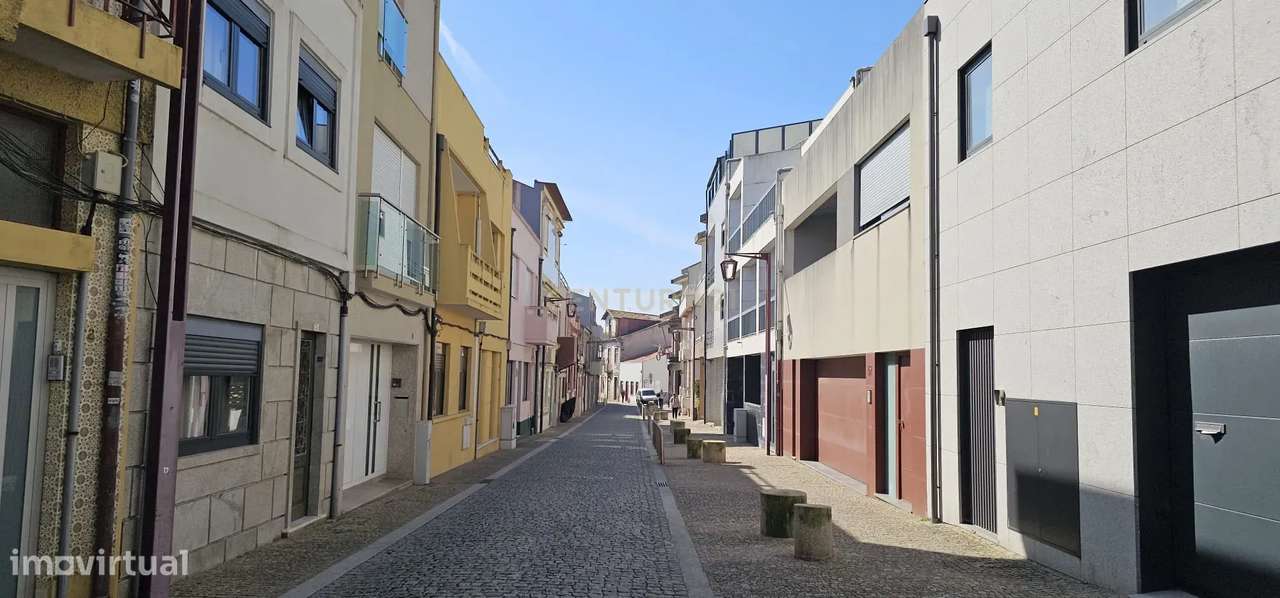 Moradia para Restauro com Projeto Aprovado no Centro da Cidade da Póvo - Grande imagem: 5/18