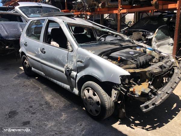 VW Polo 1.0 MPI de 2001 para peças - 5