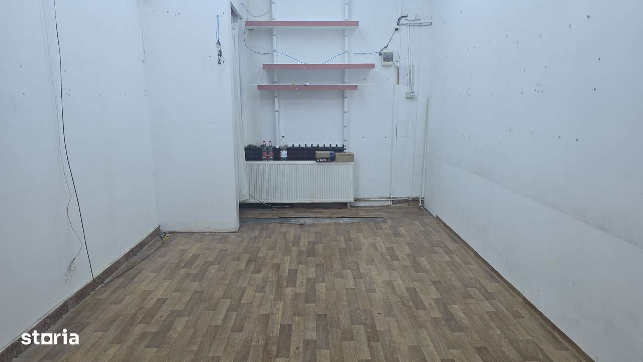 Inchiriez spatiu comercial in Deva, ultracentral, Decebal Exim Bank - Imagine principală: 4/8