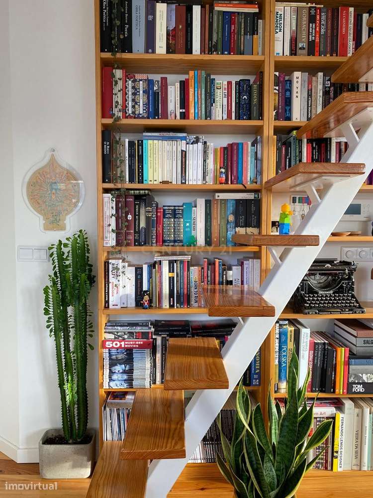 Apartamento  T1 duplex em prédio renovado com Vista Panorâmica-9