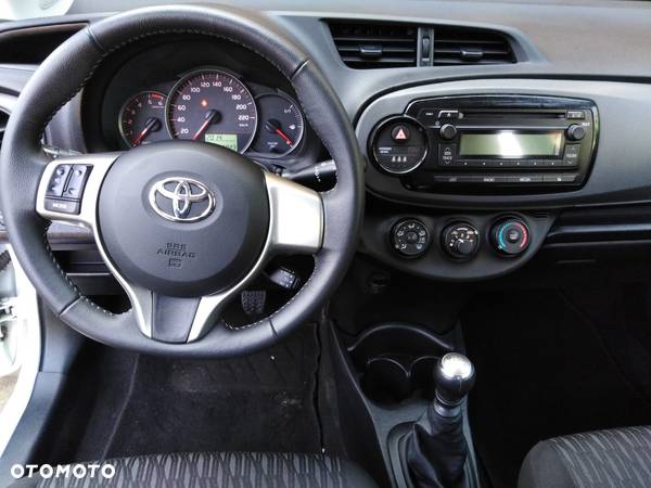 Toyota Yaris - 11