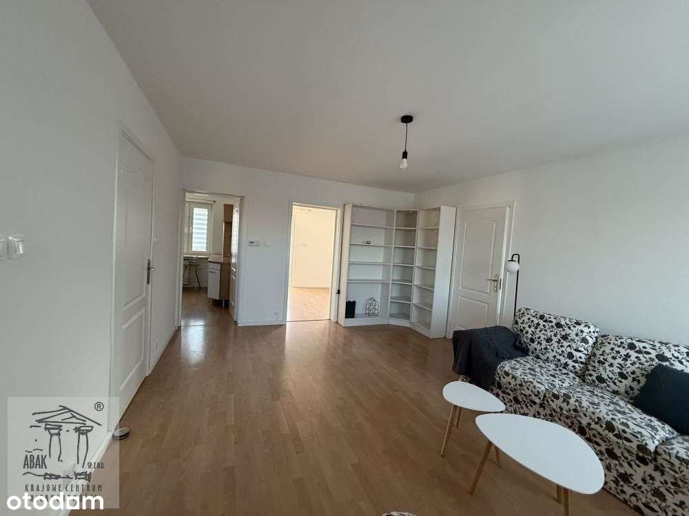 3 pokojowe Literacka , osobna kuchnia duży balkon , piwnica , garaż-10