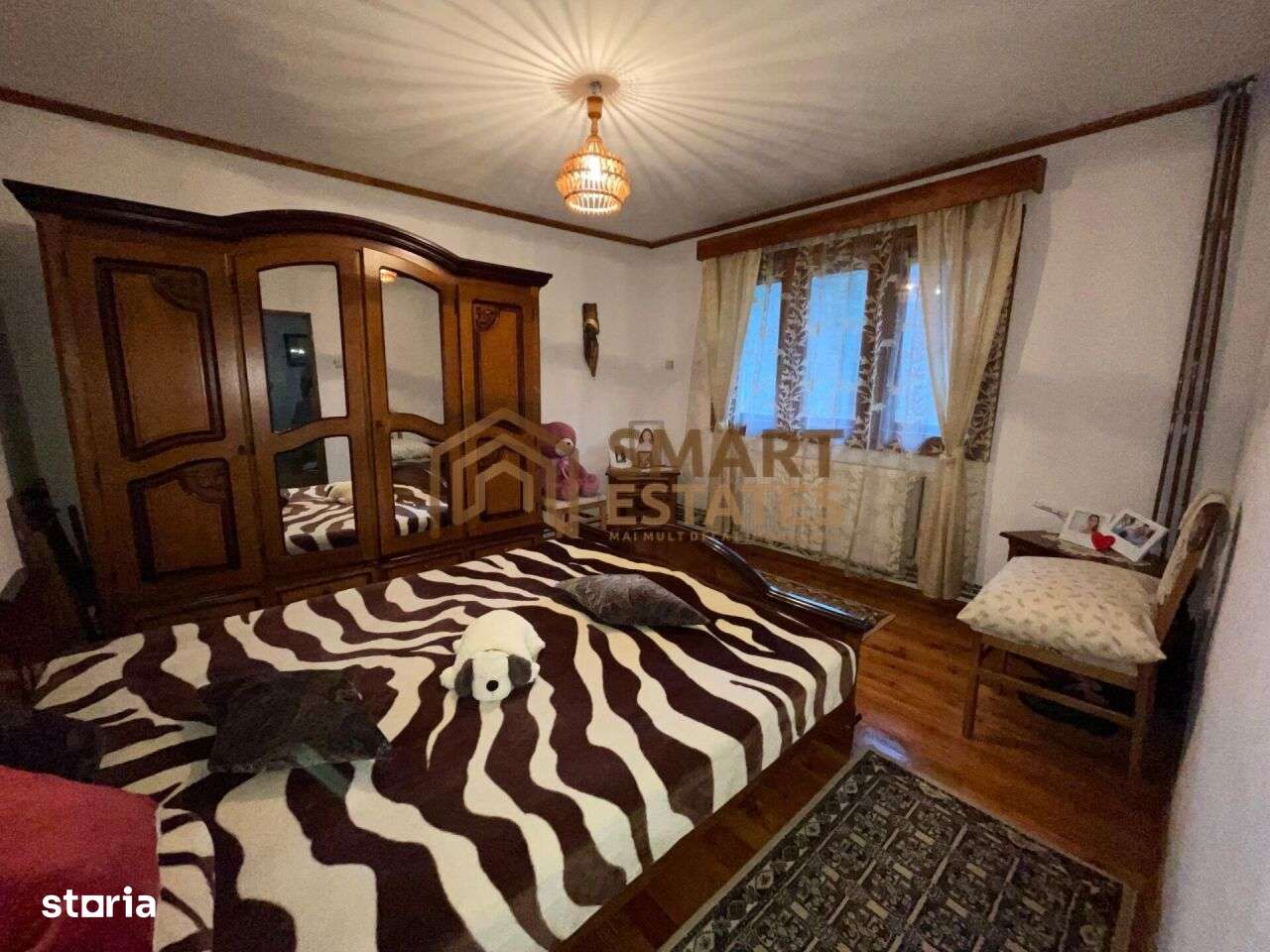 Sinaia – Vilă D+P+E+M - Vedere Superbă și Teren de 1000 mp - Imagine principală: 2/5