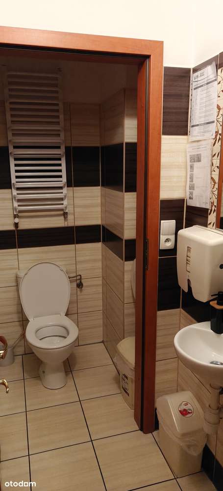 Trzy mieszkania oraz restauracja-4